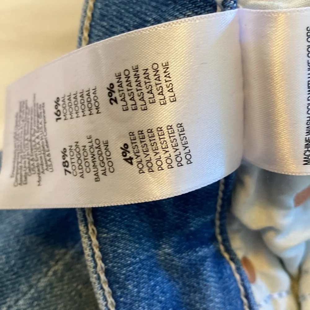 Mother the Rider Ripped High Rise Ankle Jeans. Straight leg. Sz: 30 - Picture 11 of 14